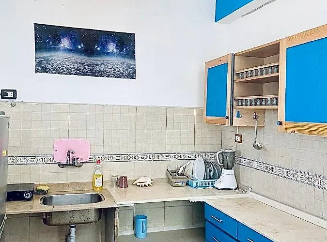 World Apartman *