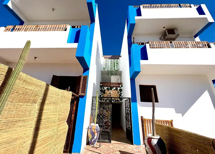 World * Dahab